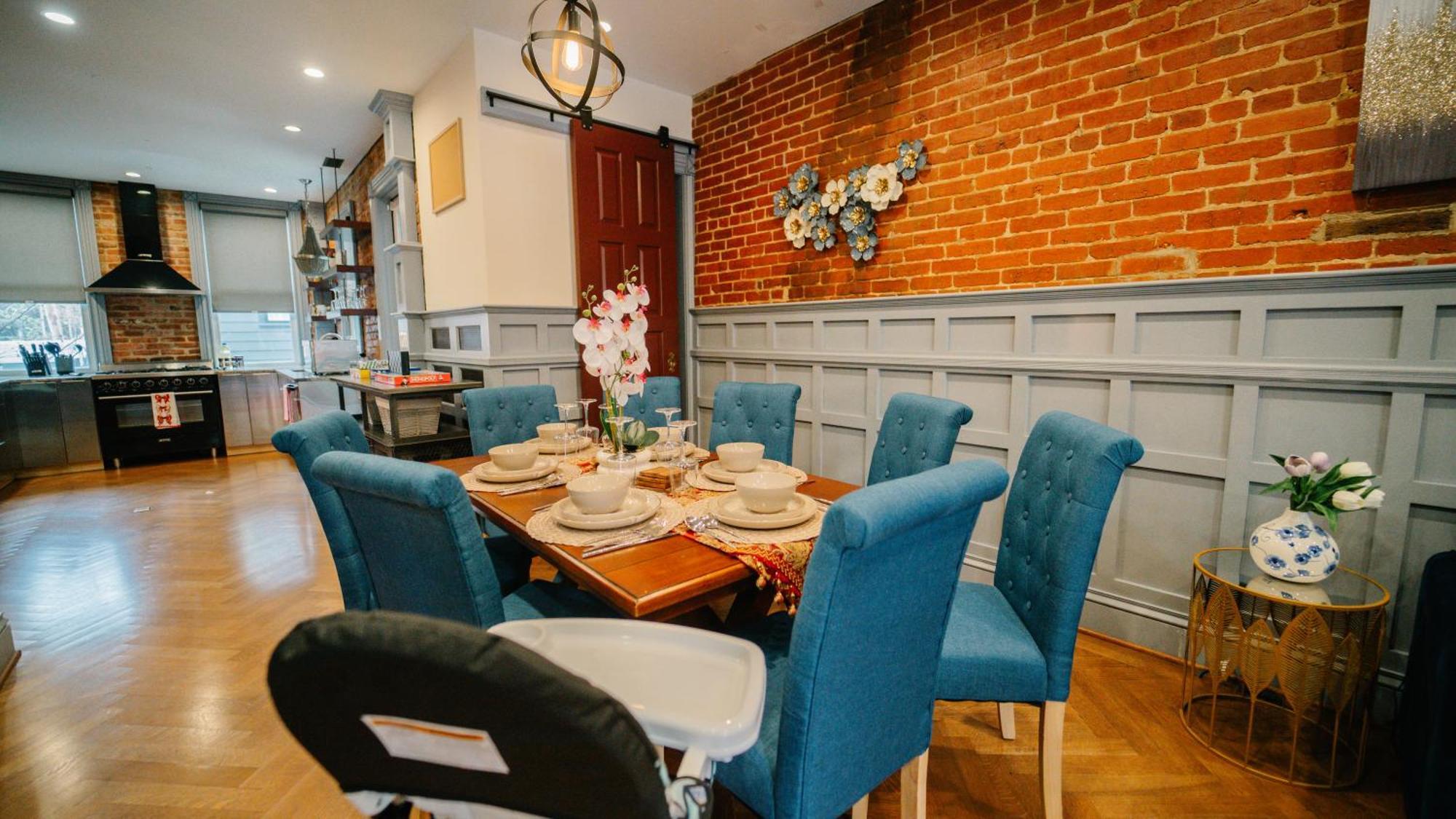 Holiday home Cozy Vintage Escape 4br 4ba Near Dc Attractions! Washington