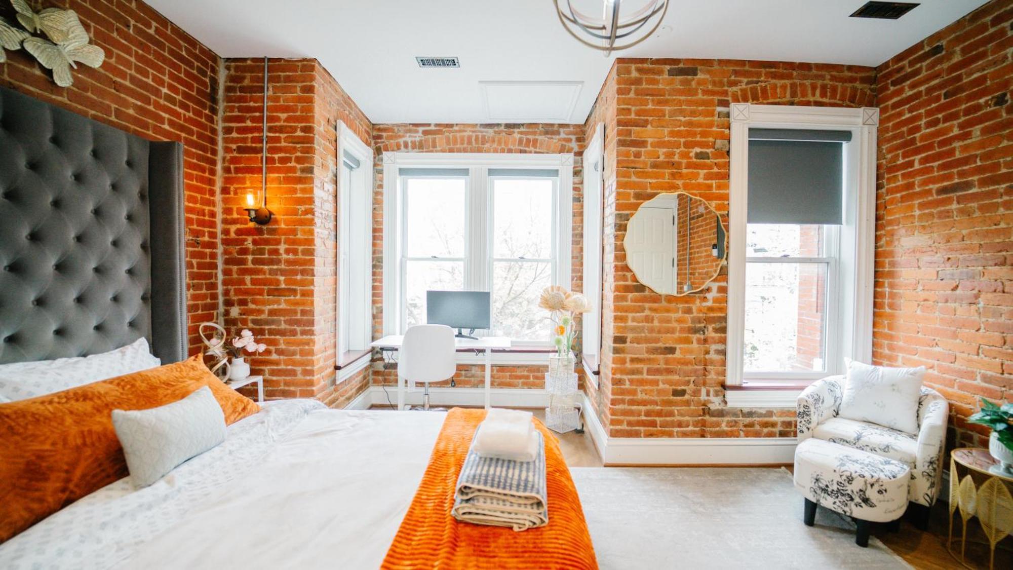 Holiday home Cozy Vintage Escape 4br 4ba Near Dc Attractions!